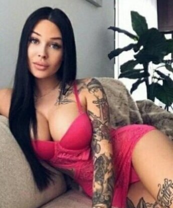 Ксения, 21